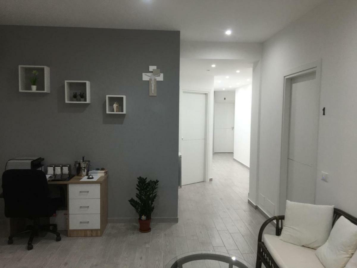La Ruota B&B 테라시니 외부 사진